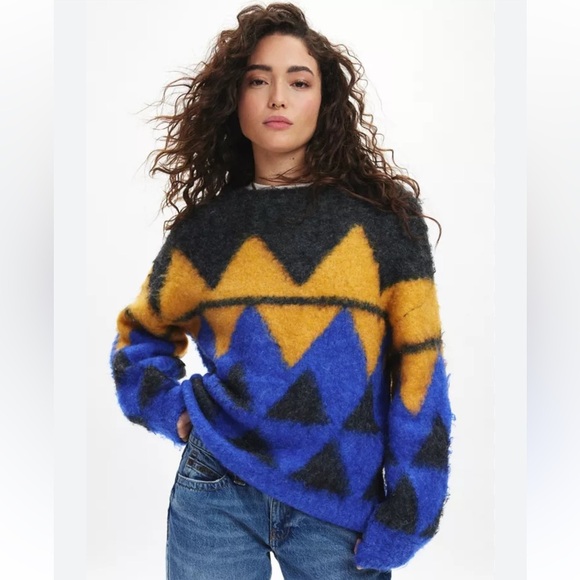 NWOT Urban Outfitters BDG Angela Fuzzy Printed Knit Oversized Crew Neck Sweater - Picture 1 of 8